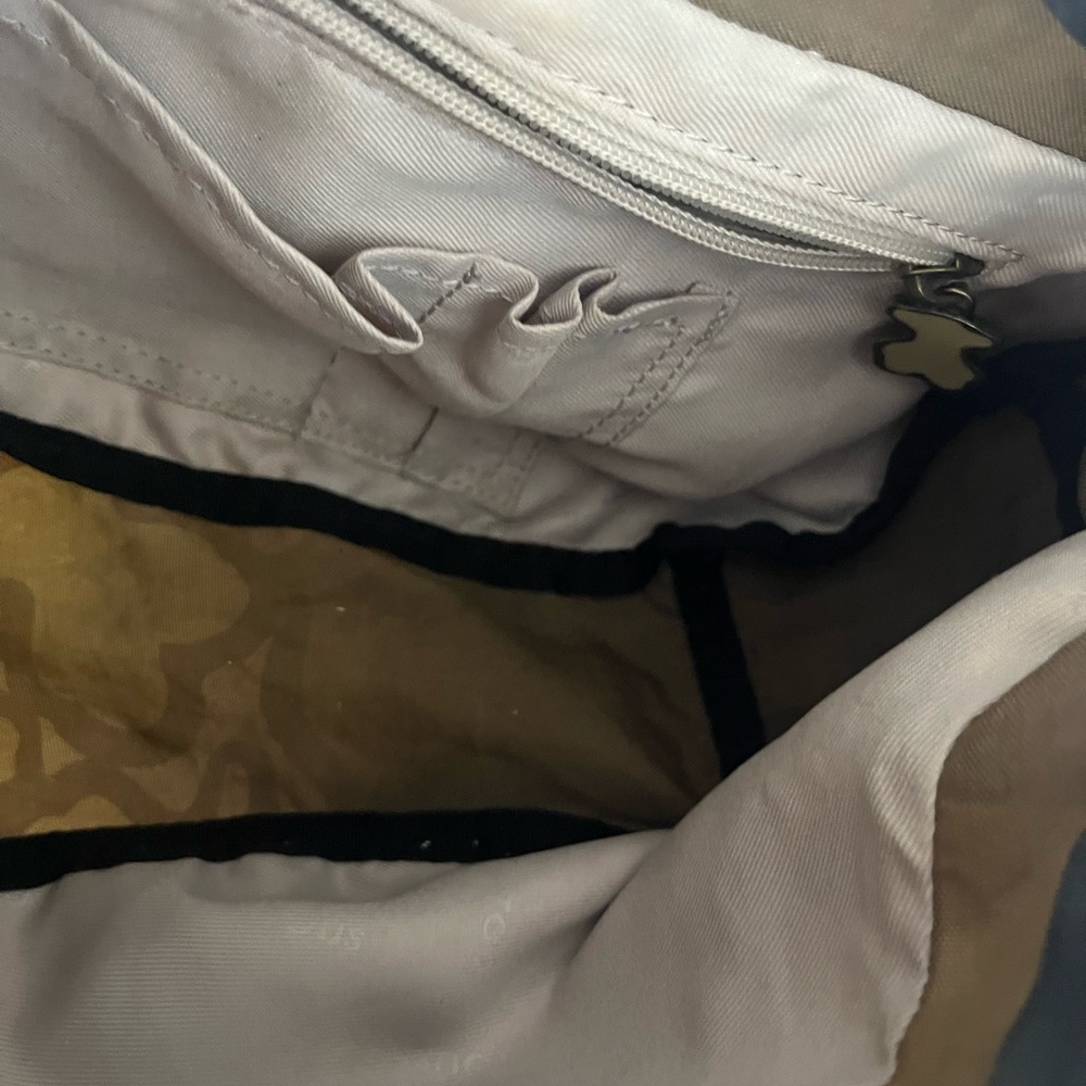 Stylish Tan Tous Crossbody Bag - Picture 7 of 9